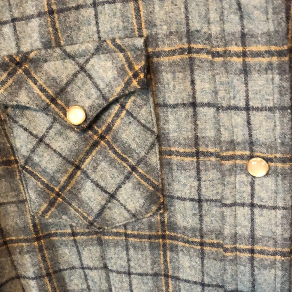 Pendleton classic button